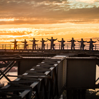 tai chi with THE view – on sydney harbour bridge